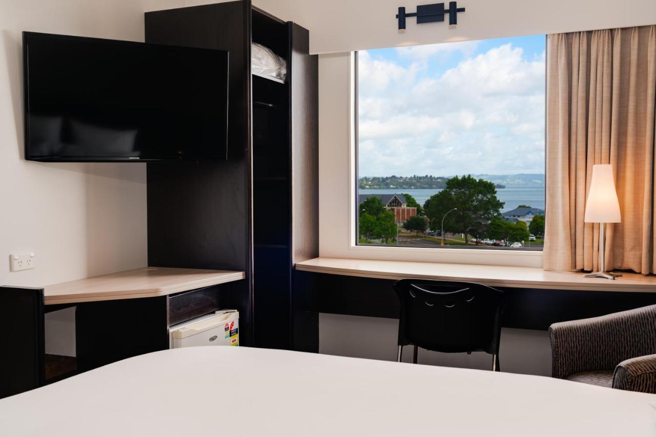 Ibis Hotel 3*